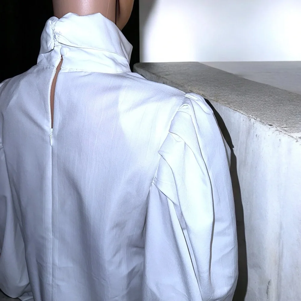 Swank A Posh “Jury’s Out Power Shoulder Top” - Picture 16 of 16